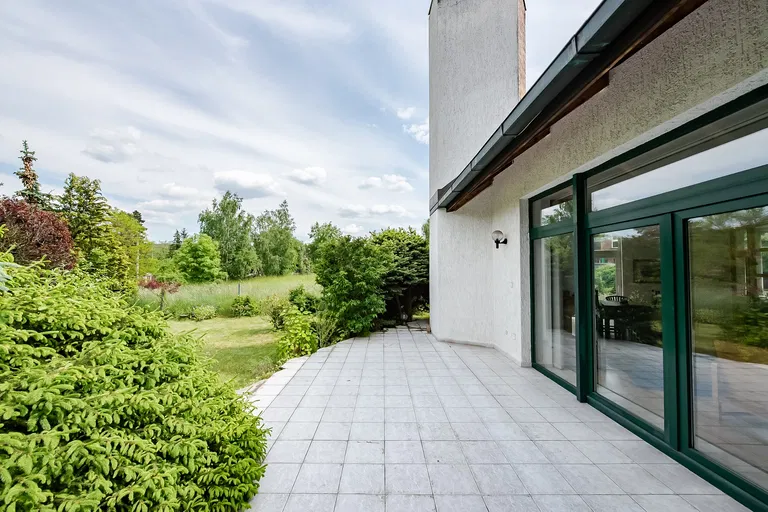 Nad Školkou, Vrané nad Vltavou - Praha-západ | Predaj, Rodinný dom, 4-izbový, 354 m²