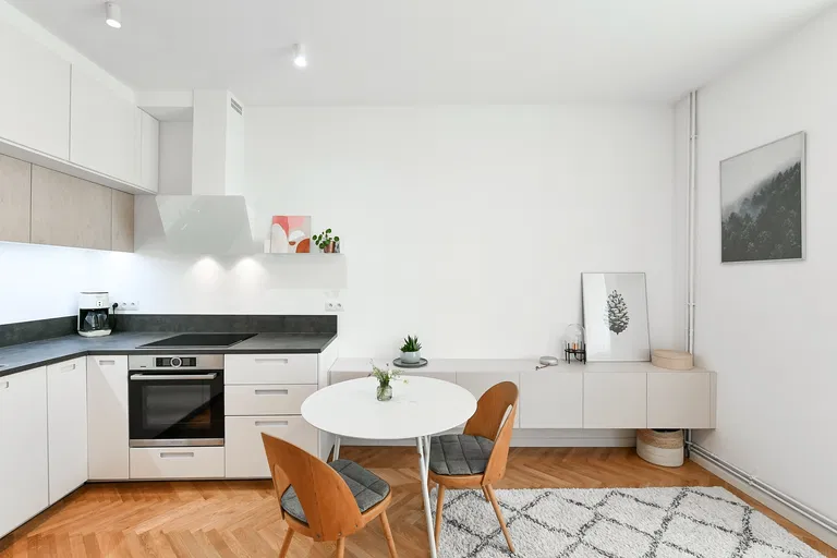 Benediktská, Staré Město - Prague 1 | Sale, Apartment, One-bedroom (2+kk), 50 m²