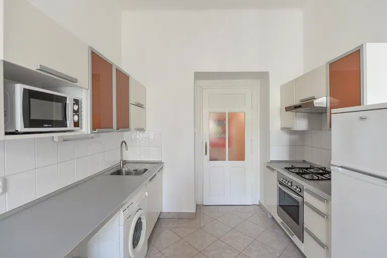 Ondříčkova, Žižkov - Praha 3 | Prenájom, Byt, 2-izbový, 45 m²