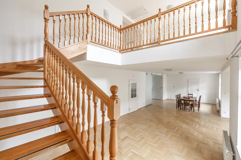 Pelikánova, Liboc - Praha 6 | Prenájom, Byt, 5-izbový, 220 m²