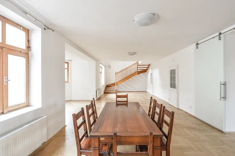 Pelikánova, Liboc - Praha 6 | Prenájom, Byt, 5-izbový, 220 m²