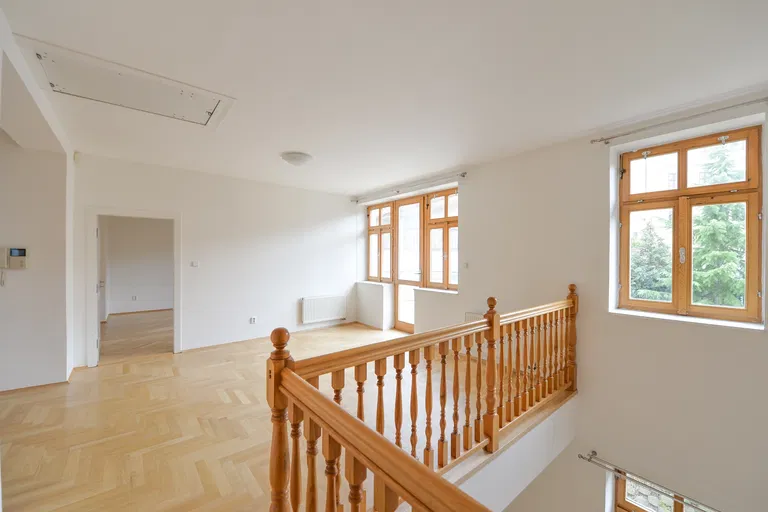 Pelikánova, Liboc - Praha 6 | Prenájom, Byt, 5-izbový, 220 m²