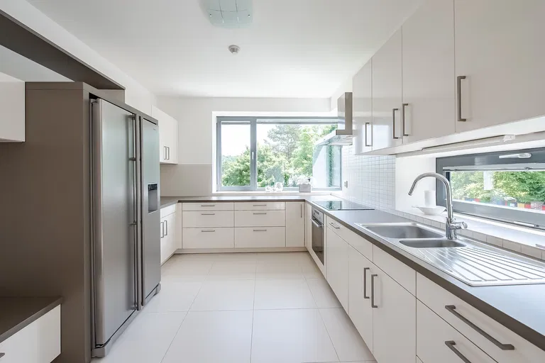 V Šáreckém údolí, Dejvice - Praha 6 | Predaj, Rodinný dom, 9-izbový, 420 m²