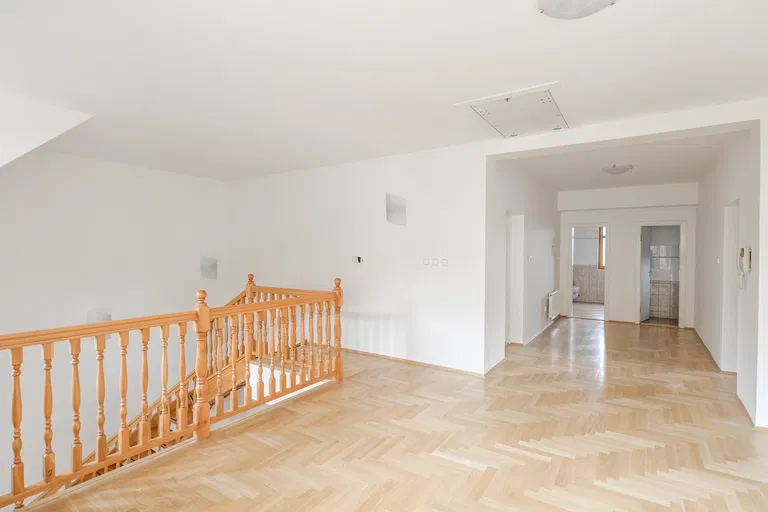Pelikánova, Liboc - Praha 6 | Prenájom, Byt, 5-izbový, 220 m²