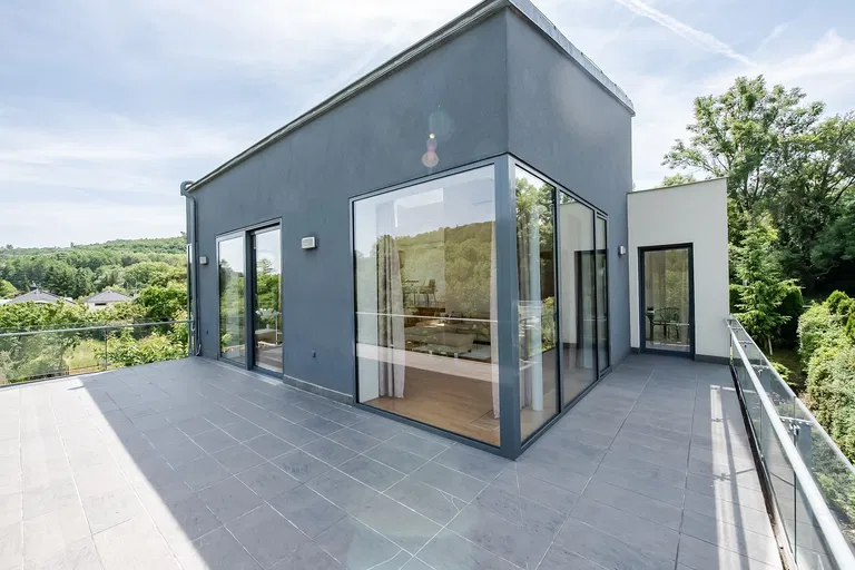 V Šáreckém údolí, Dejvice - Praha 6 | Predaj, Rodinný dom, 9-izbový, 420 m²