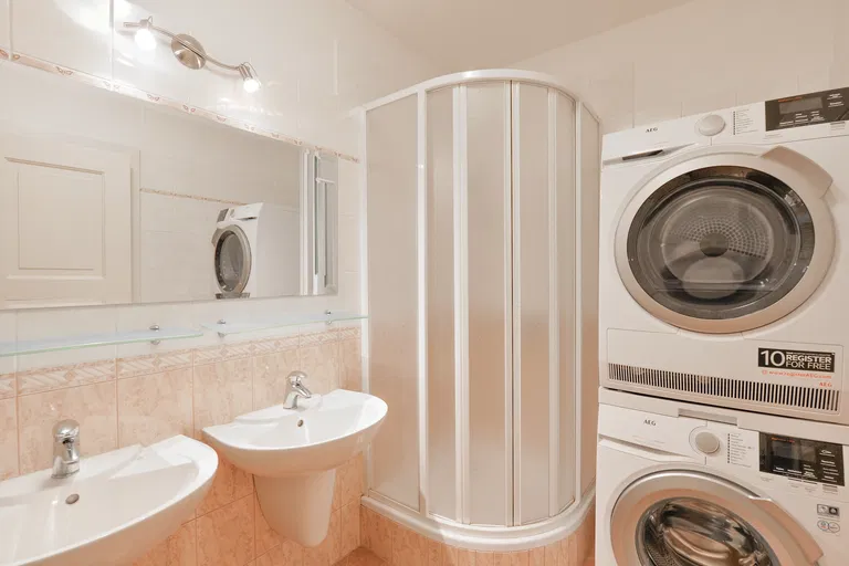 Pelikánova, Liboc - Praha 6 | Prenájom, Byt, 5-izbový, 220 m²