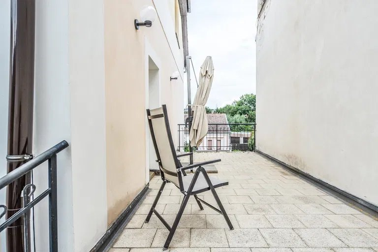 Pelikánova, Liboc - Praha 6 | Prenájom, Byt, 5-izbový, 220 m²