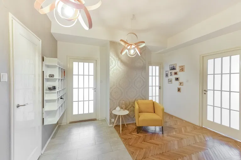 Kouřimská, Vinohrady - Praha 3 | Prenájom, Byt, 3-izbový, 104 m²