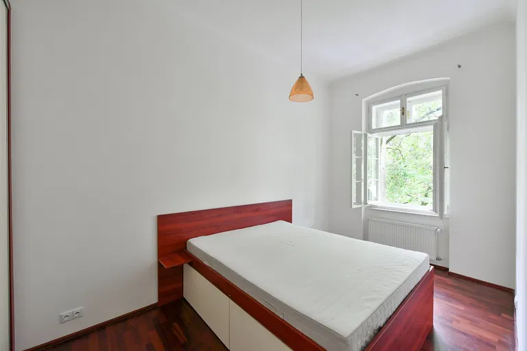 Kollárova, Karlín - Prague 8 | Sale, Apartment, Two-bedroom (3+kk), 65 m²