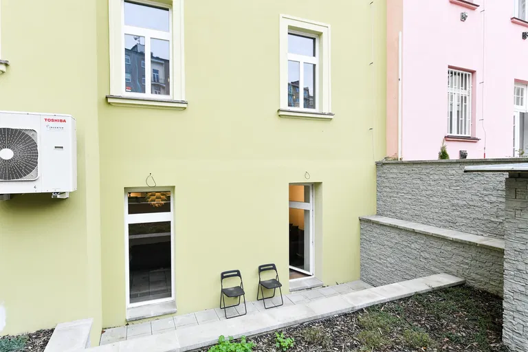 Laubova, Vinohrady - Prague 3 | Rent, Apartment, One-bedroom (2+kk), 50 m²