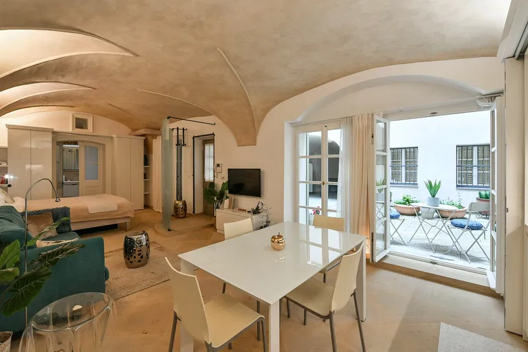 Lázeňská, Malá Strana - Praha 1 | Predaj, Byt, 1-izbový, 50 m²