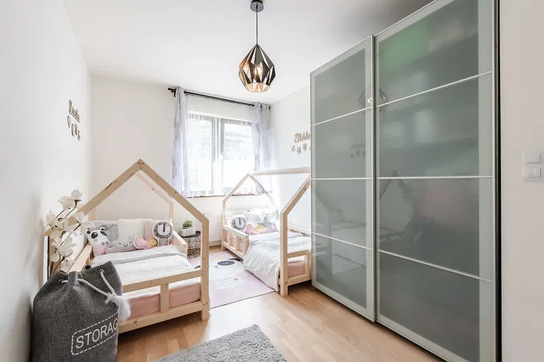 Učňovská, Hrdlořezy - Prague 9 | Sale, Apartment, Two-bedroom (3+kk), 93 m²