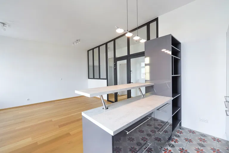 Krásova, Žižkov - Praha 3 | Prenájom, Byt, 3-izbový, 87 m²