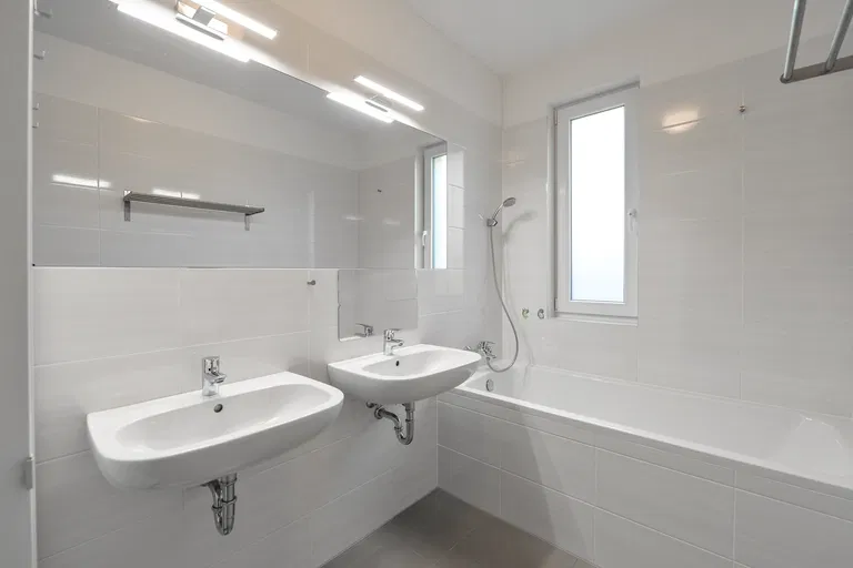 V Zahrádkách, Žižkov - Praha 3 | Prenájom, Byt, 4-izbový, 108 m²
