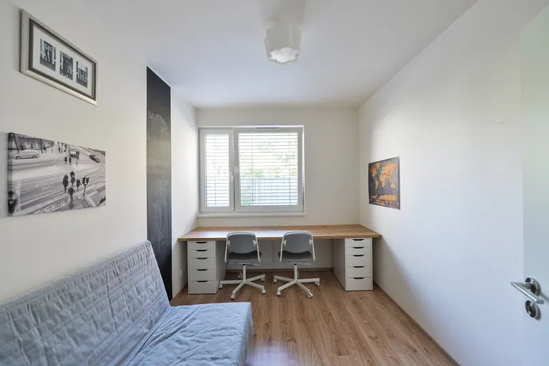 V Zahrádkách, Žižkov - Praha 3 | Prenájom, Byt, 4-izbový, 108 m²