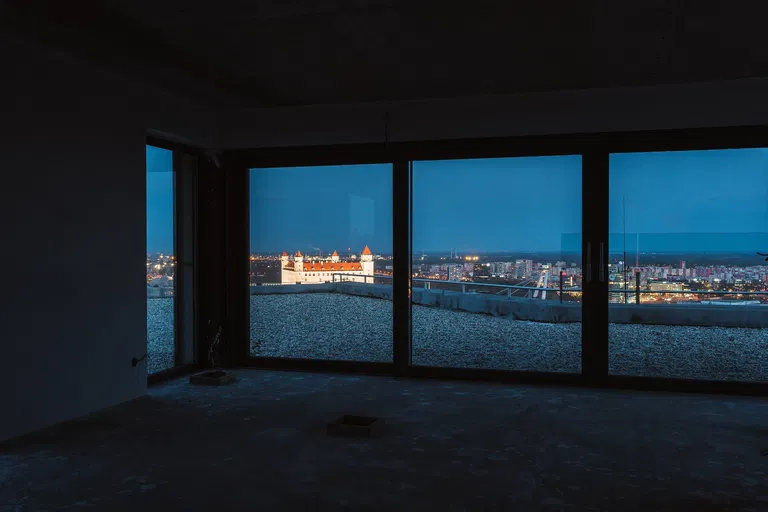 Radvanská, Staré Mesto - Bratislava I | Sale, Apartment, Four-bedroom (5+kk), 598 m²