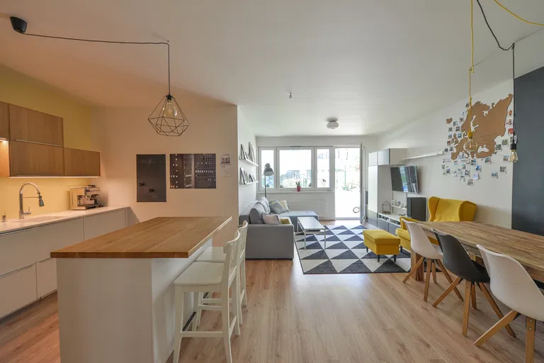 V Zahrádkách, Žižkov - Praha 3 | Prenájom, Byt, 4-izbový, 108 m²