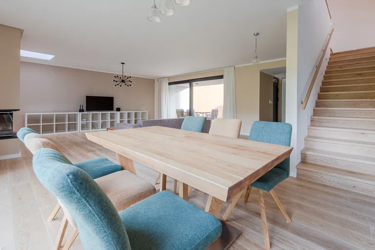 Solúnska, Devín - Bratislava IV | Rent, House, Three-bedroom (4+1), 230 m²