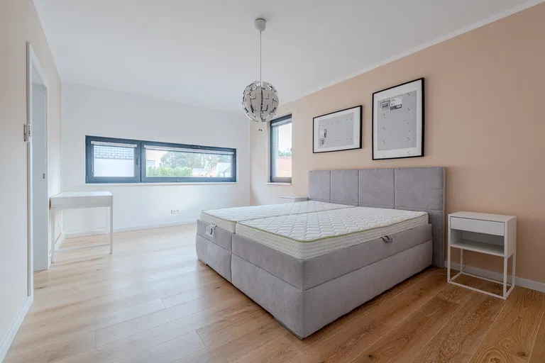 Solúnska, Devín - Bratislava IV | Rent, House, Three-bedroom (4+1), 230 m²