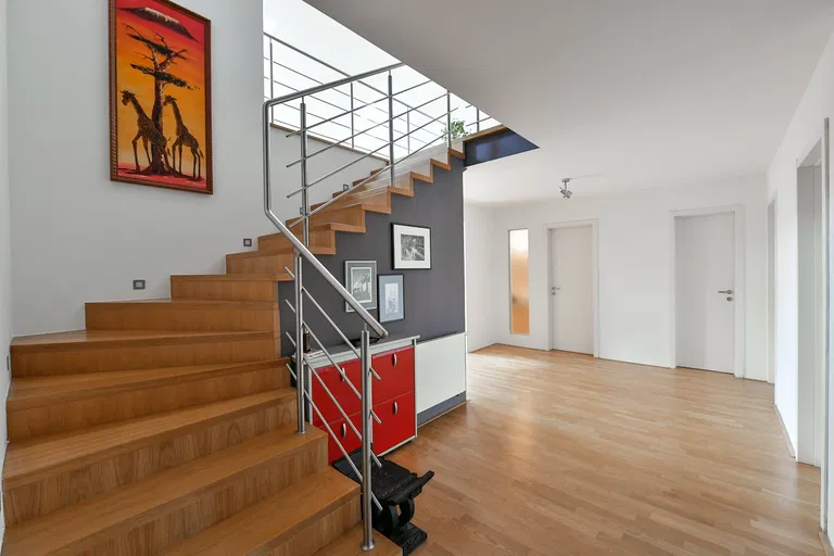 Vinohradská, Vinohrady - Prague 2 | Sale, Apartment, Three-bedroom (4+kk), 176 m²