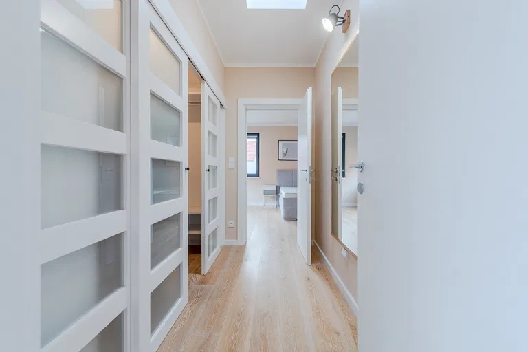 Solúnska, Devín - Bratislava IV | Rent, House, Three-bedroom (4+1), 230 m²