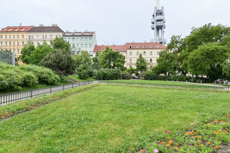 Bořivojova, Vinohrady - Prague 3 | Sale, Apartment, Two-bedroom (3+kk), 112 m²