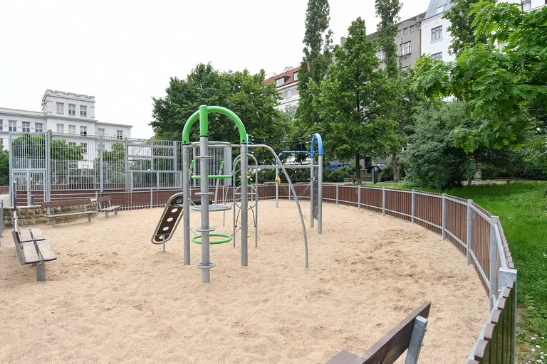 Bořivojova, Vinohrady - Prague 3 | Sale, Apartment, Two-bedroom (3+kk), 112 m²