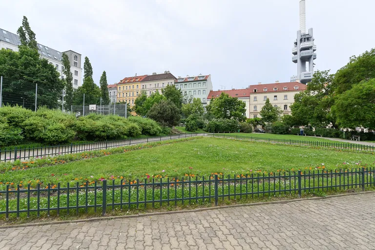 Bořivojova, Vinohrady - Prague 3 | Sale, Apartment, Two-bedroom (3+kk), 112 m²
