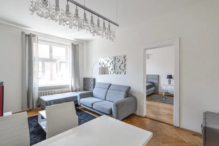 Jindřicha Plachty, Smíchov - Praha 5 | Prenájom, Byt, 3-izbový, 90 m²
