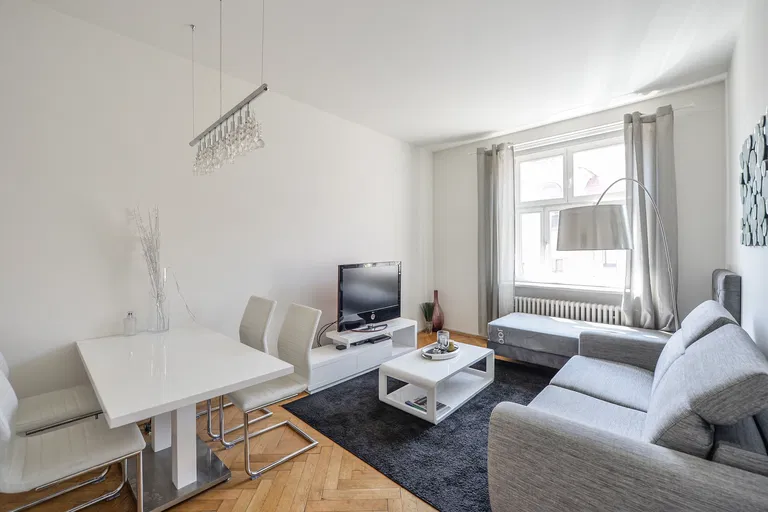 Jindřicha Plachty, Smíchov - Praha 5 | Prenájom, Byt, 3-izbový, 90 m²