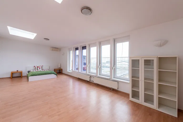 Lermontovova, Staré Mesto - Bratislava I | Sale, Apartment, Five-bedroom (6+1), 257 m²