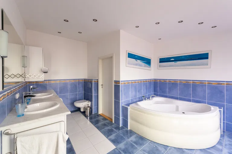 Lermontovova, Staré Mesto - Bratislava I | Sale, Apartment, Five-bedroom (6+1), 257 m²