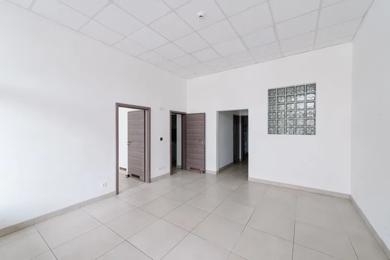 Podunajská, Podunajské Biskupice - Bratislava II | Prenájom, Obchodný priestor, 65 m²