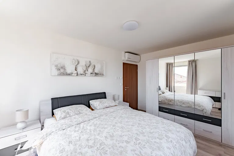 Jižní, Hřebeč - Kladno | Sale, House, Four-bedroom (5+kk), 129 m²