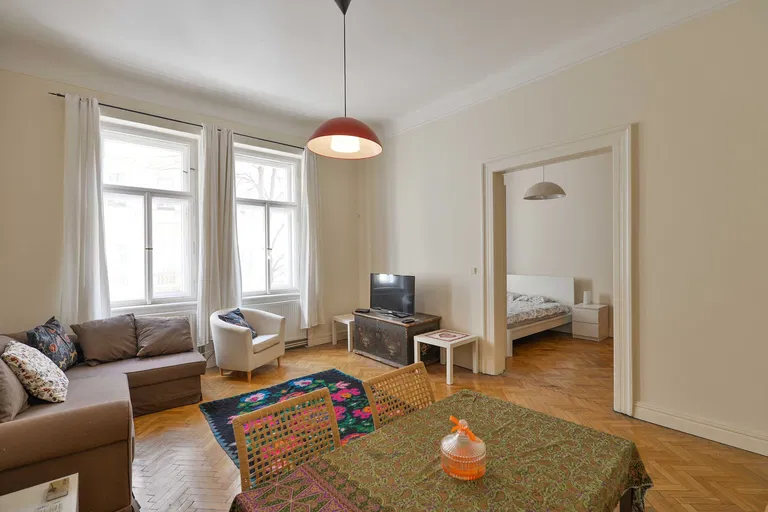 Mánesova, Vinohrady - Praha 2 | Prenájom, Byt, 2-izbový, 67 m²