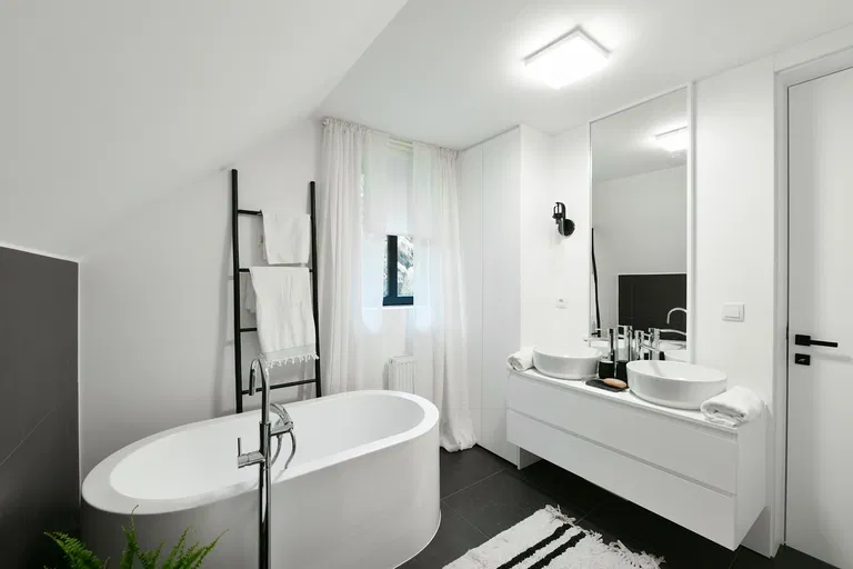 Rájecká, Uhříněves - Prague 10 | Sale, House, Three-bedroom (4+1), 182 m²