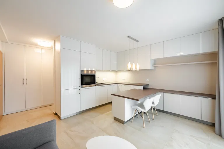 5. máje, Stodůlky - Praha 5 | Prenájom, Byt, 2-izbový, 67 m²