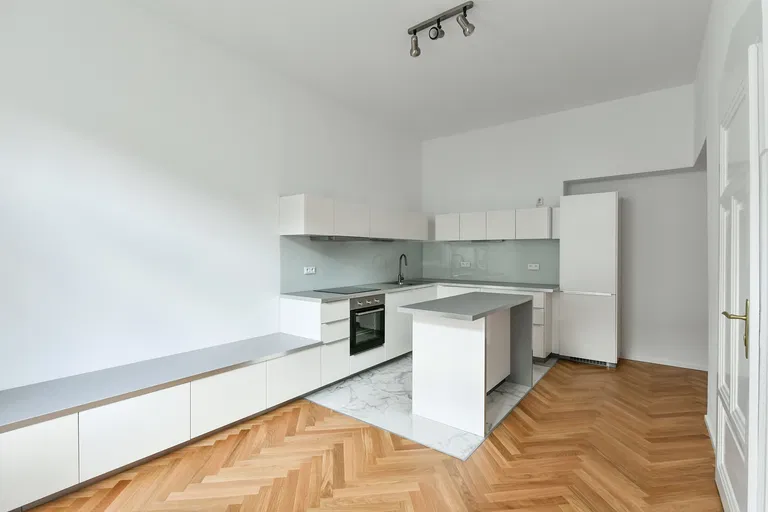 Na Švihance, Vinohrady - Praha 2 | Prenájom, Byt, 4-izbový, 160 m²