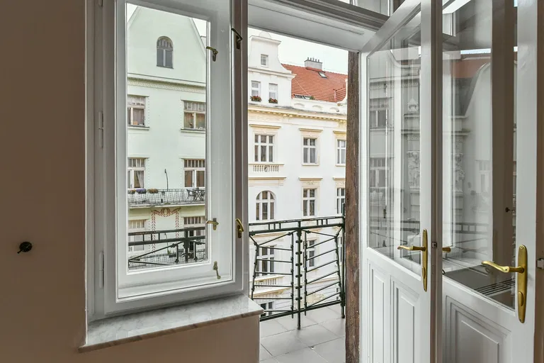 Na Švihance, Vinohrady - Praha 2 | Prenájom, Byt, 4-izbový, 160 m²