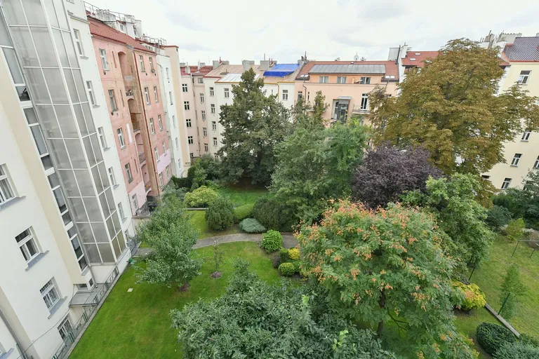 Na Švihance, Vinohrady - Praha 2 | Prenájom, Byt, 4-izbový, 160 m²