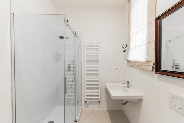 Jaselská, Bubeneč - Praha 6 | Prenájom, Byt, 4-izbový, 118 m²