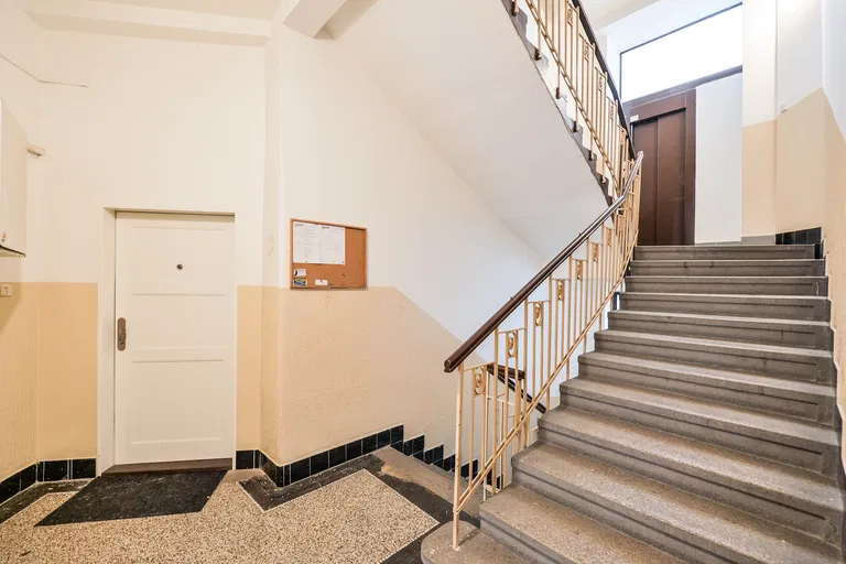 Jaselská, Bubeneč - Praha 6 | Prenájom, Byt, 4-izbový, 118 m²