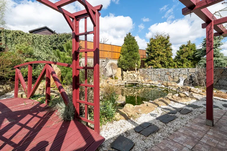 Moravany, Brno - venkov - Brno-město | Sale, House, Three-bedroom (4+kk), 140 m²