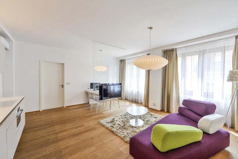 Příčná, Nové Město - Prague 1 | Rent, Apartment, One-bedroom (2+kk), 62 m²