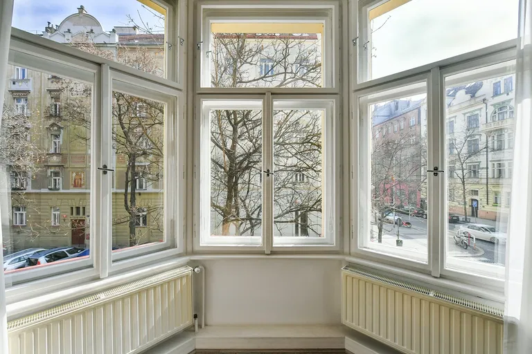 Slavíkova, Žižkov - Prague 3 | Sale, Apartment, Three-bedroom (4+kk), 134 m²