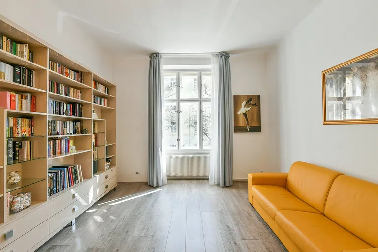 Slavíkova, Žižkov - Prague 3 | Sale, Apartment, Three-bedroom (4+kk), 134 m²