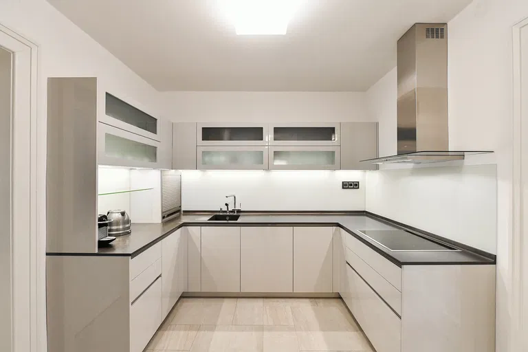 Slavíkova, Žižkov - Prague 3 | Sale, Apartment, Three-bedroom (4+kk), 134 m²