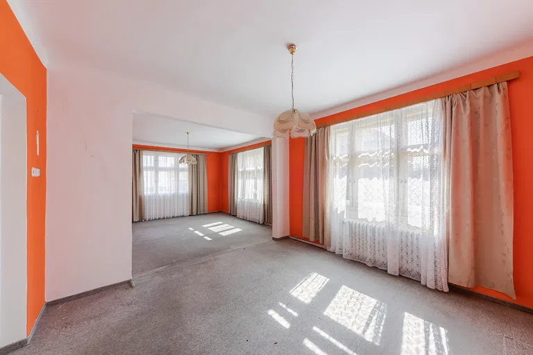 Veltěžská, Kobylisy - Praha 8 | Predaj, Rodinný dom, 5-izbový, 101 m²