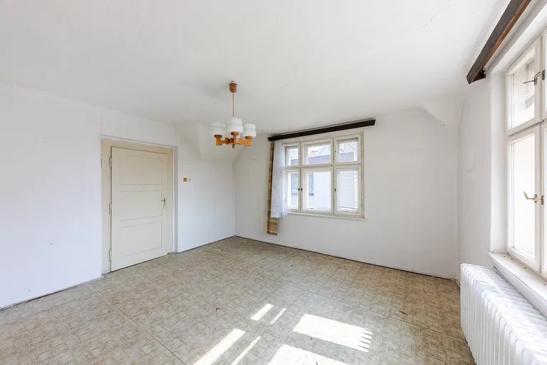 Veltěžská, Kobylisy - Praha 8 | Predaj, Rodinný dom, 5-izbový, 101 m²
