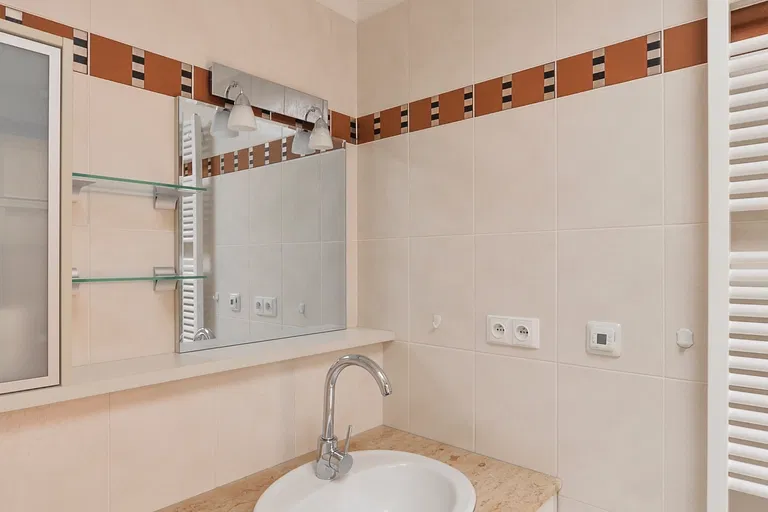 Na Zemance, Braník - Prague 4 | Rent, Apartment, Three-bedroom (4+kk), 240 m²
